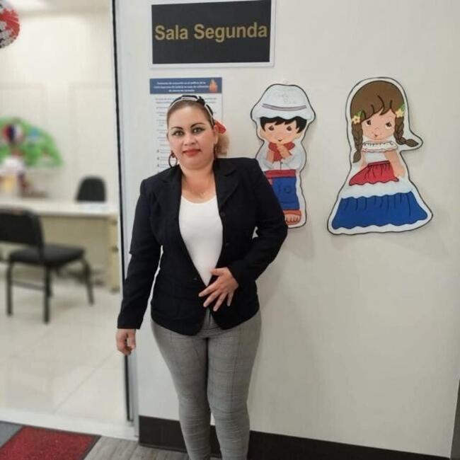 Babysitter in San José (Provincia de San José): Jessica