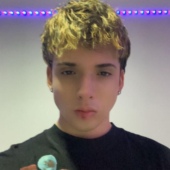 Babysitter in Naranjo: Joshua