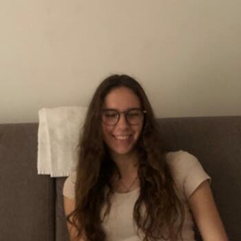 Varuška v Novo mesto: Sara