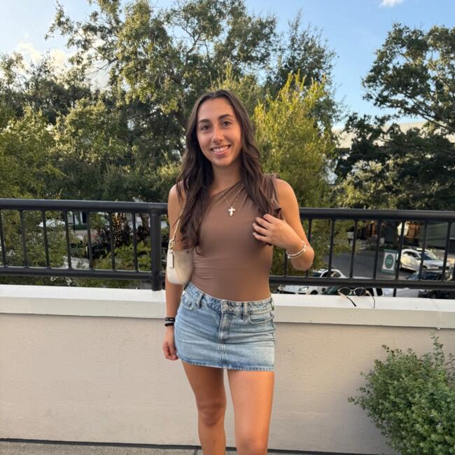 Babysitter in Naples (Florida): Luna