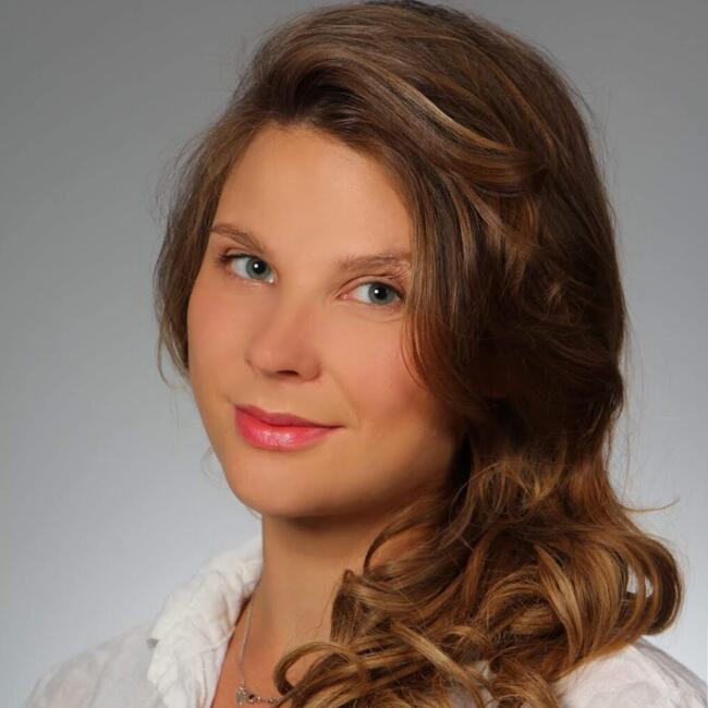 Praca dla opiekunki do dziecka w Grębów: Weronika