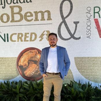 Emprego de babá em Blumenau: emprego de babá Decio