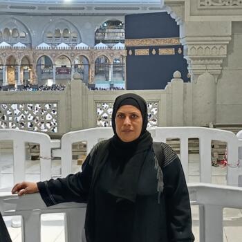 Babysitter in Jeddah: نجلاء