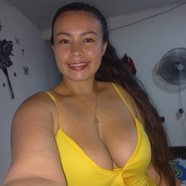 Babysitter in Granada: YURY LUZ