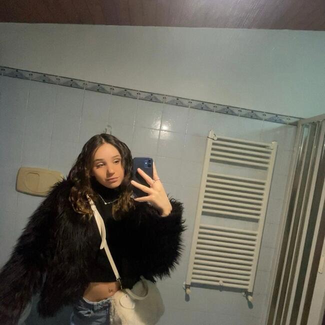 Babysitter in Velletri: ERICA