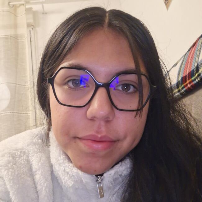 Babysitter in Montélimar: Célia