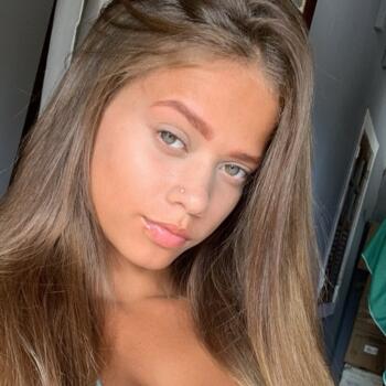 Emprego de babá em Maricá: emprego de babá Geovanna