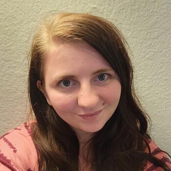 Babysitter in Loma Linda: Hannah