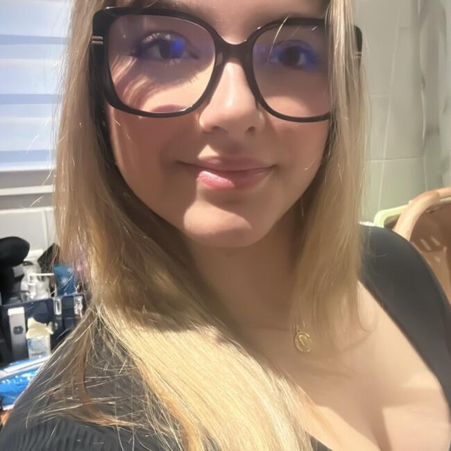 Babysitter in Montpellier: Léna