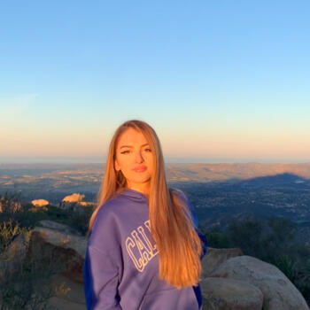 Babysitter in Thun: Diana