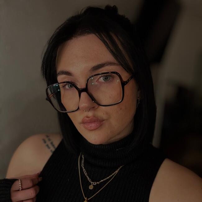 Babysitter in Haar: Laura