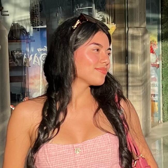 Babysitter in Granada: Lila Román