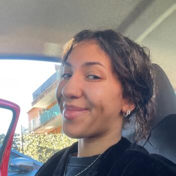 Babysitter in La Ciotat: Lisa