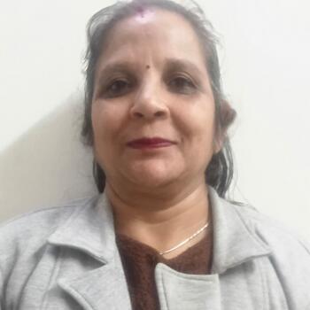 Babysitter in Dehradun: Urvashi