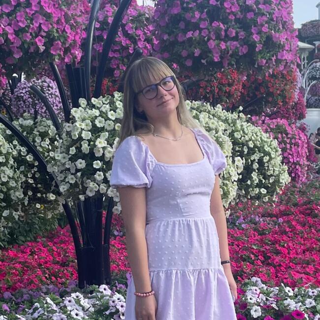 Babysitter in Aburi: Kristel