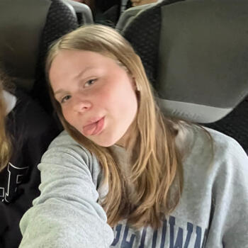 Baby-sitter in Saint-Nicolas: Jirthe