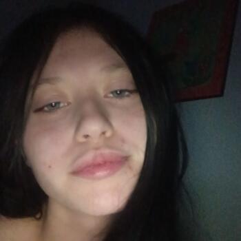 Babysitter in Aubrey: Faithann