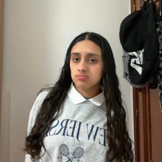 Babysitter in A Coruña: VALERIA ADRIANA