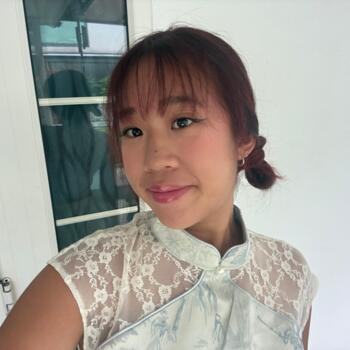 Babysitter in Singapore Island: Dara