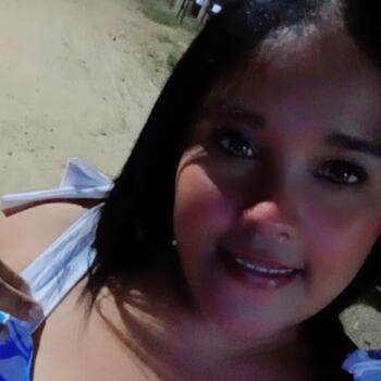 Babysitter in Soledad: Estefanía