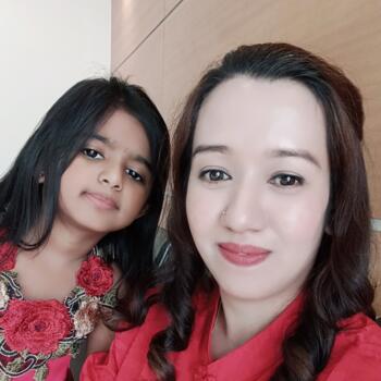 Babysitter in Seri Kembangan: Nieyea