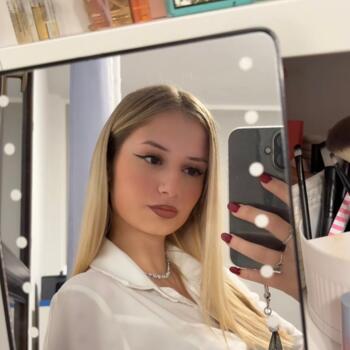 Babysitter in Peschiera Borromeo: Francesca