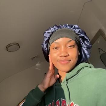 Babysitter in New York: Julissia