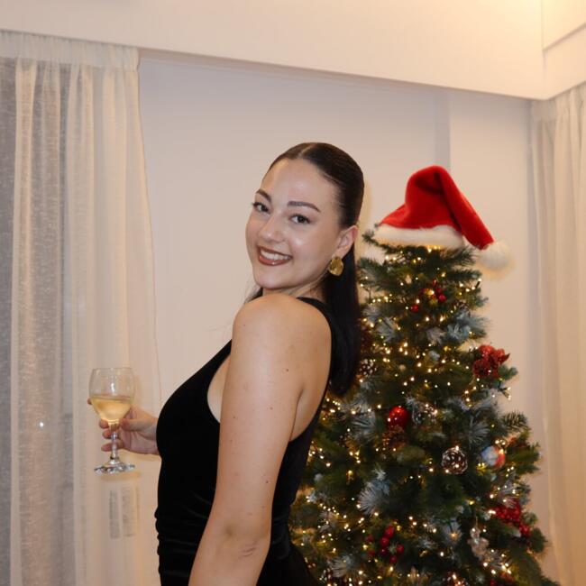 Babysitter στην περιοχή Άγιοι Ανάργυροι: Ειρηνη