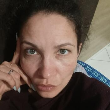 Babysitter Guarulhos: Isadora