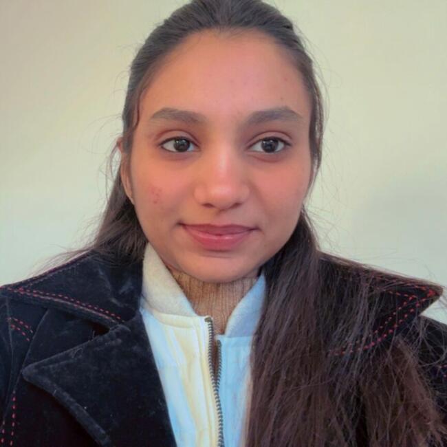 Babysitter in Drancy: Heli Patel