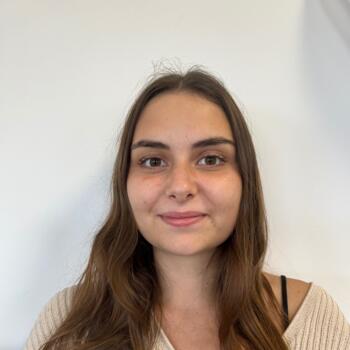 Babysitter Sermaise (Île-de-France): Jade