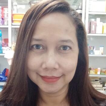 Babysitter in Jakarta: Laura