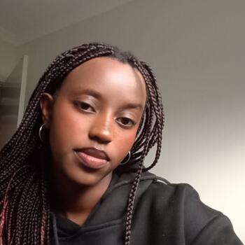 Babysitter in Melbourne: Ineza