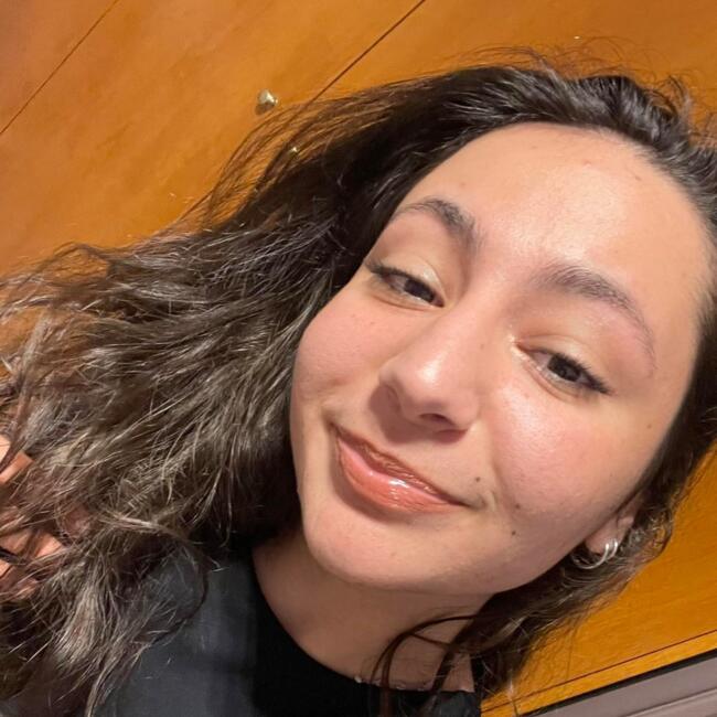 Babysitter in Keratsini: Χρυσή