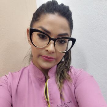 Babysitter in Ilhabela: Gislaine