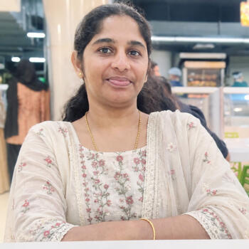 तिरुवनन्तपुरम में बेबीसिटर: Rejitha