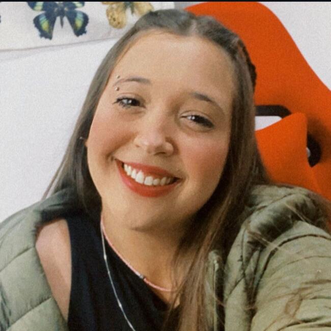 Babá em Santos: Lana