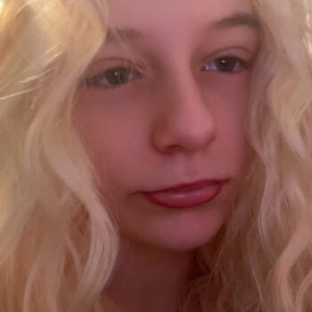 Babysitter in Weston-super-Mare: Amber