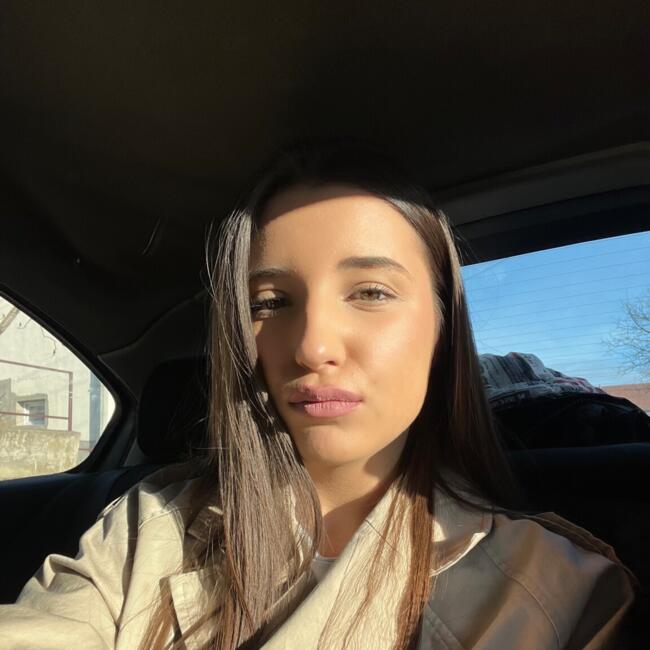 Babysitter in Belgrade: Jovana