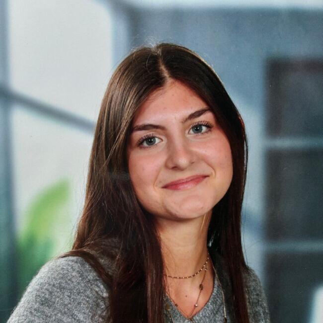 Babysitter in Morsang-sur-Orge: Camille