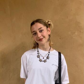 Babysitter in Sint-Truiden: Sophia