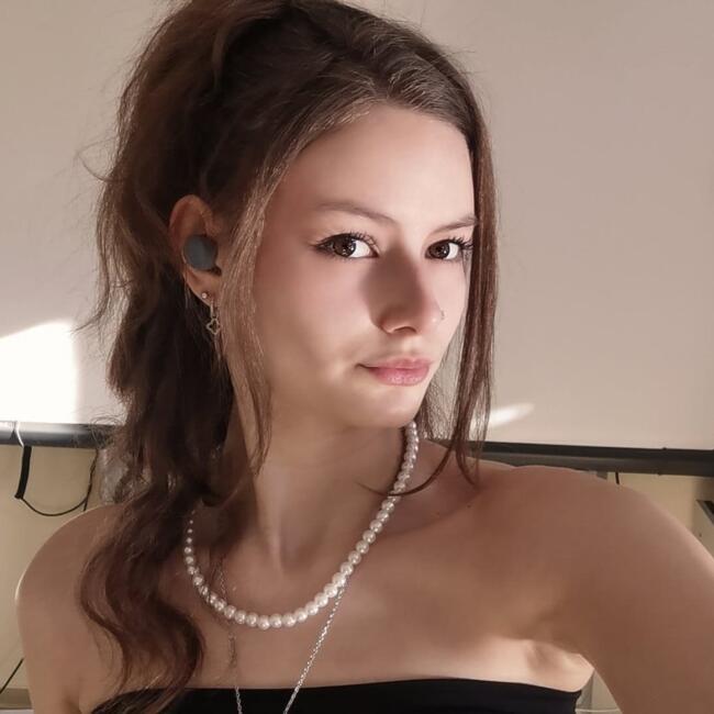 Babysitter in Heilsbronn: Luisa