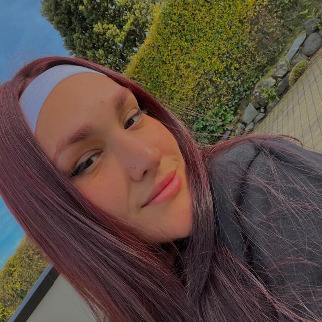 Babysitter in Algarrobo: Mickaela rojo