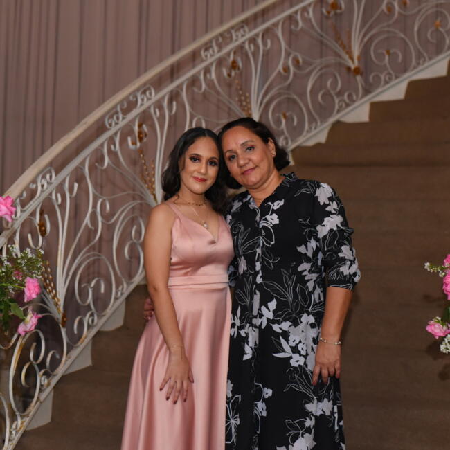 Babysitter in Fortaleza: Mary