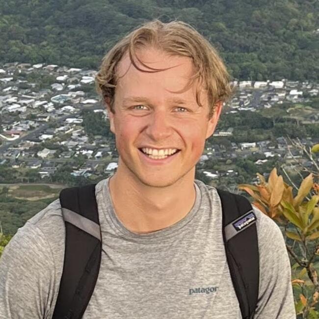 Baby-sitter in Baar: Nik