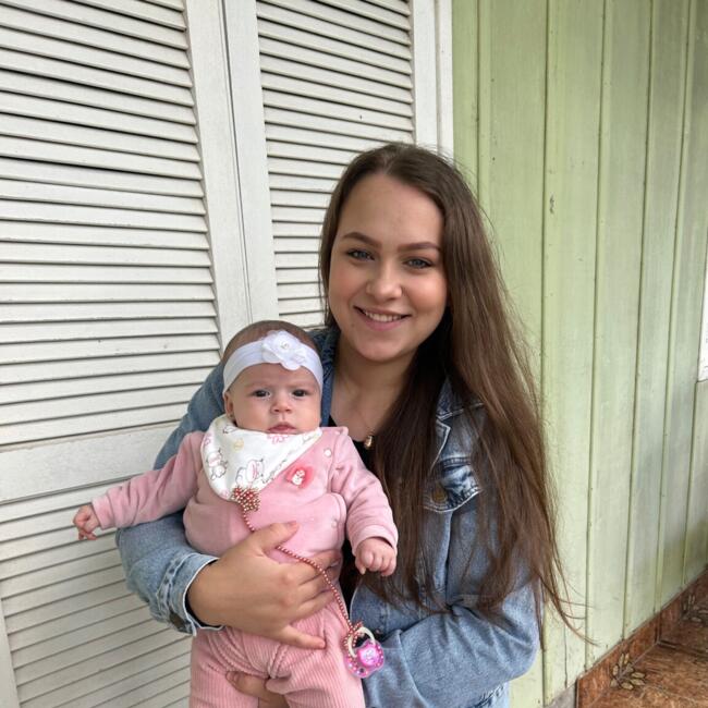 Emprego de babá em Sapiranga: Sabrina