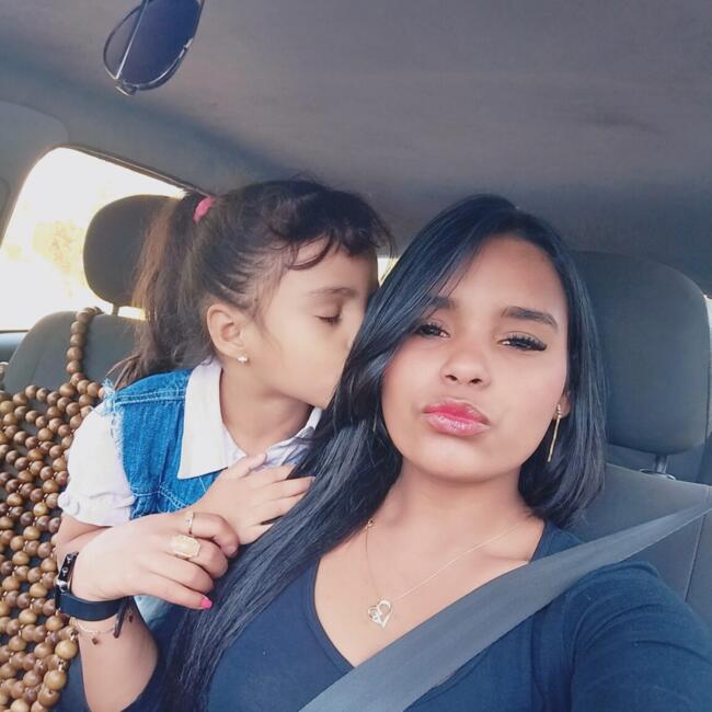 Babysitter in Valbom: Celiannis
