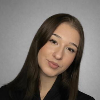 Babysitter in Heroldsberg: Alia