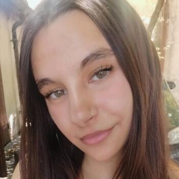 Babysitter a Roncoferraro: Evelin