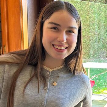 Babysitter in Lasne: Noemie